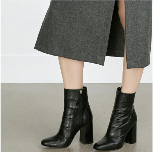 ZARA 100% PREMIUM LEATHER HIGH HEEL SOCK BOOT - Picture 1 of 11